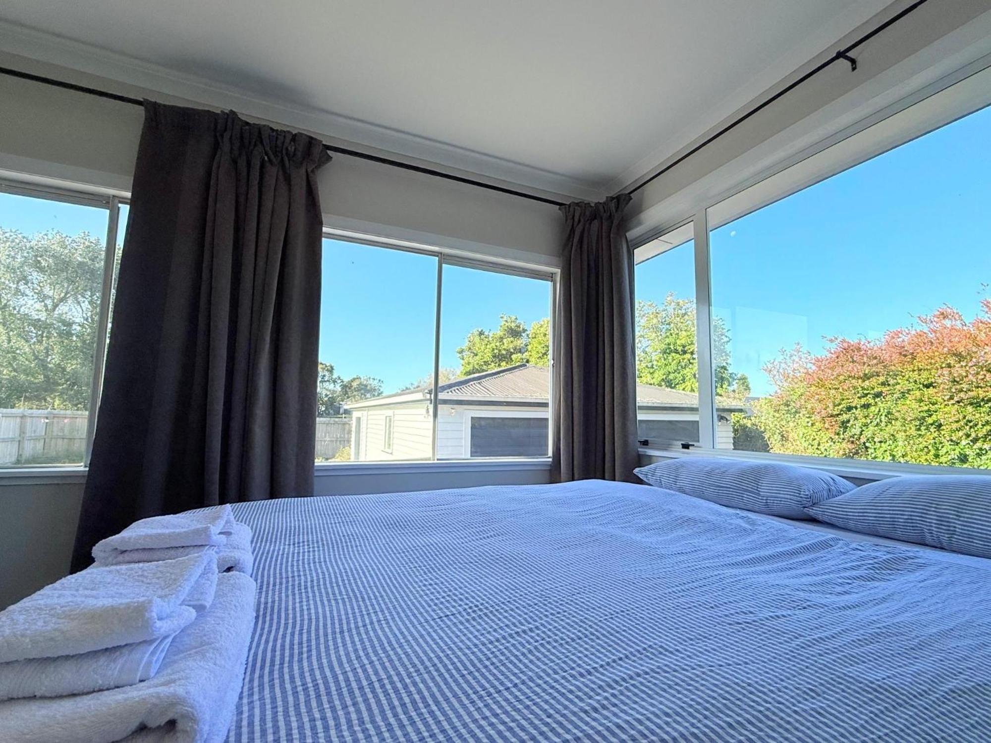 Cozy Taranaki Homestay Стратфорд Экстерьер фото